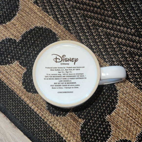 DISNEY hocus pocus binx and Sanderson sisters mug! - Picture 3 of 3